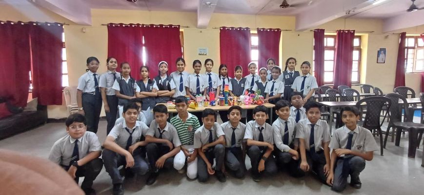 Banner : Holman Institute